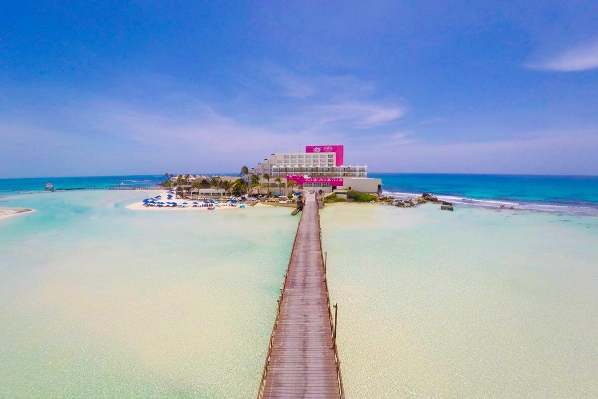 2 Private Islands in Cancun The Exclusive Side of the Caribbean Paradise - cancun
