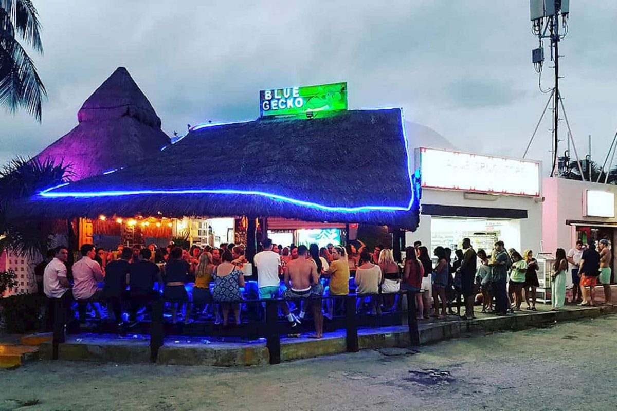 blue gecko cantina Los mejores restaurantes temáticos en Cancún para degustar en este 2023