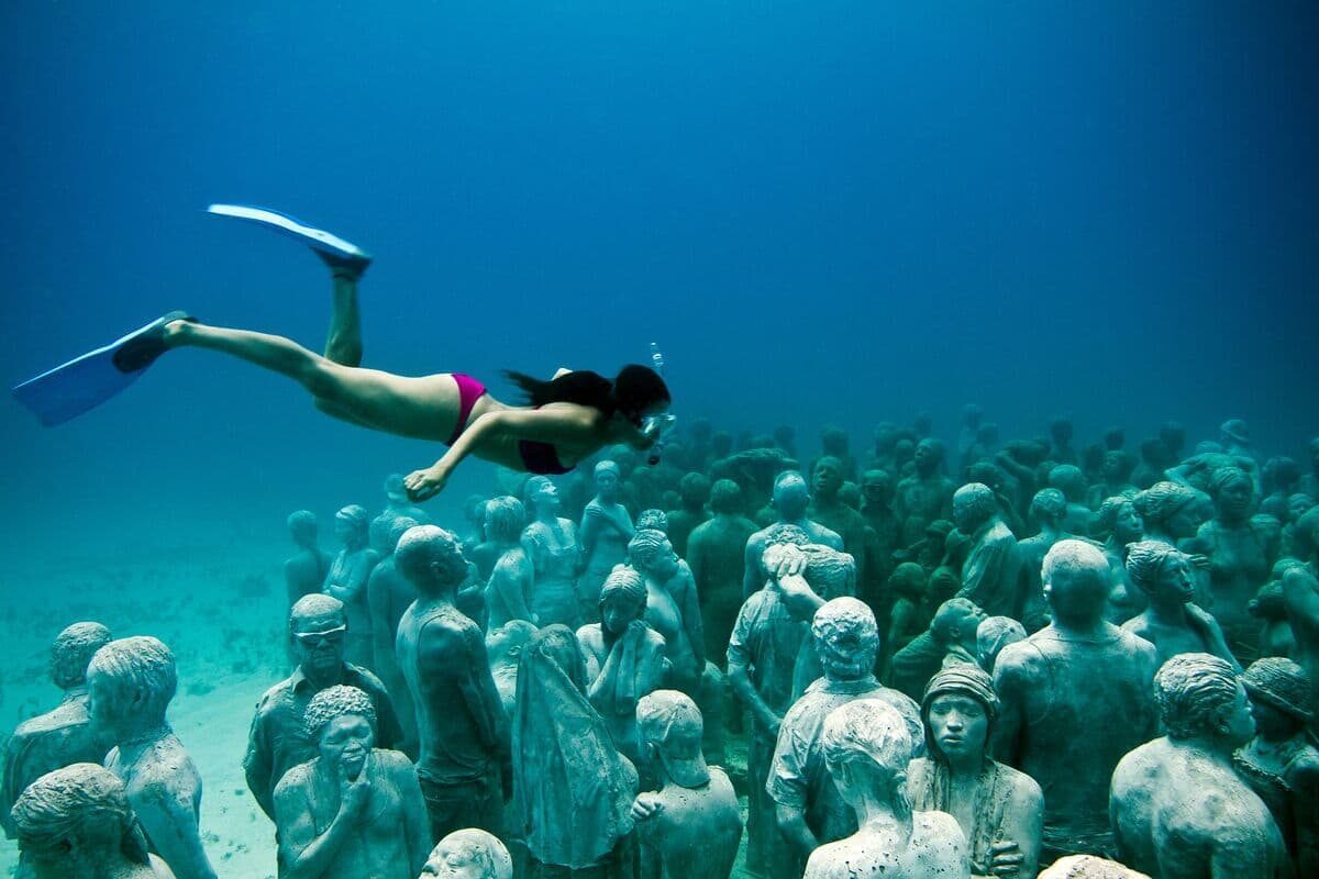 bucear en cancún la magia de la inmensidad del mar