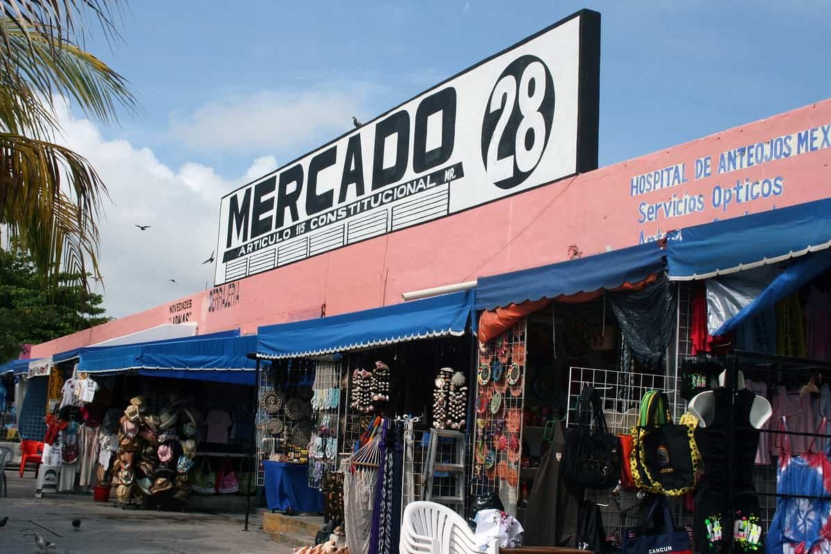 mercado 28 centros comerciales en cancún